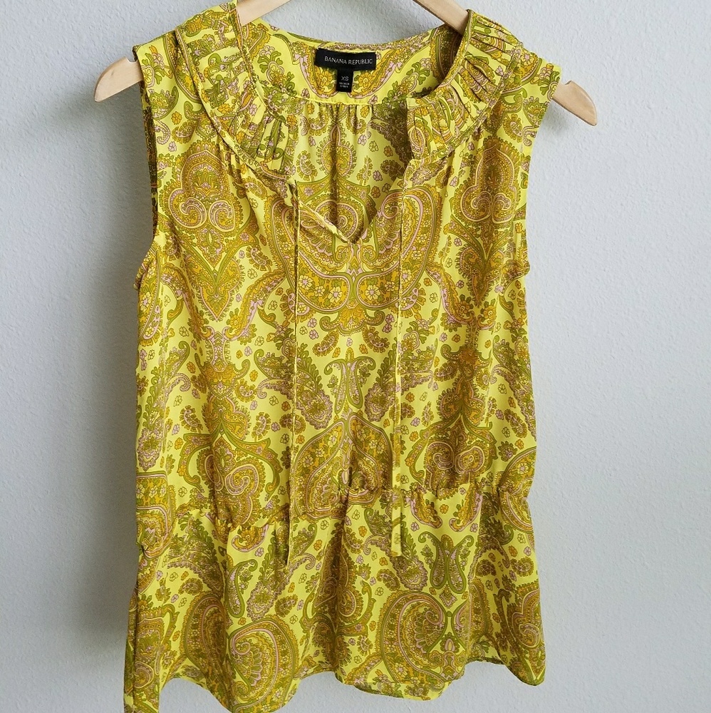 Banana Republic paisley print top S